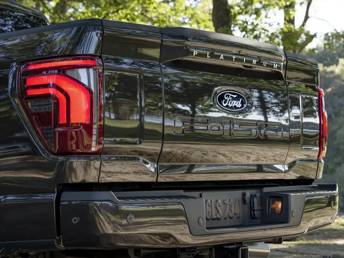 Ford F-150 XIV Рестайлинг Пикап Двойная кабина SuperCrew — фото 9