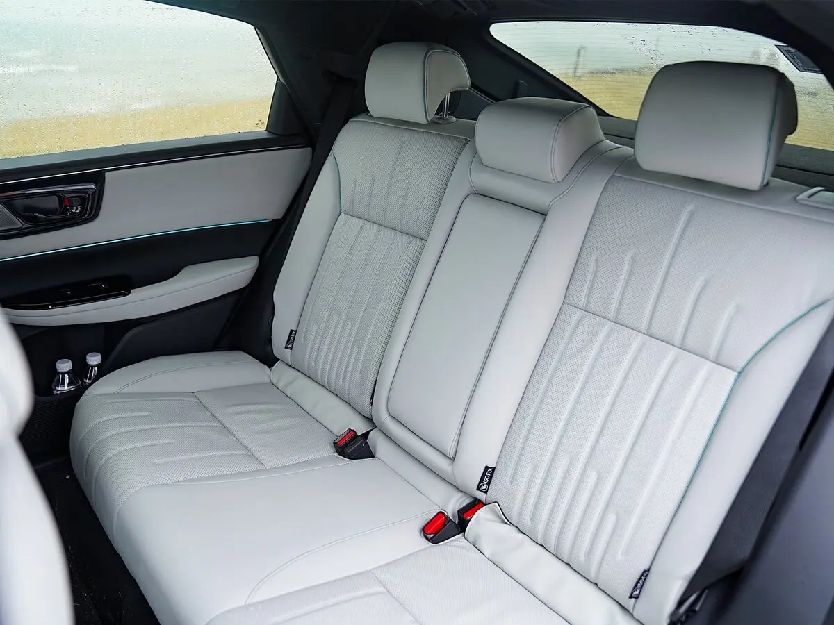 Honda e:NP2 2024 – н.в. Внедорожник 5 дв. — сүрөт 9