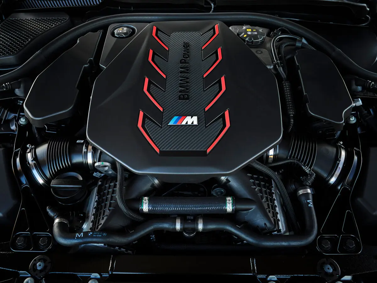 BMW M5 VII (G90) Универсал 5 дв. Touring — сүрөт 16