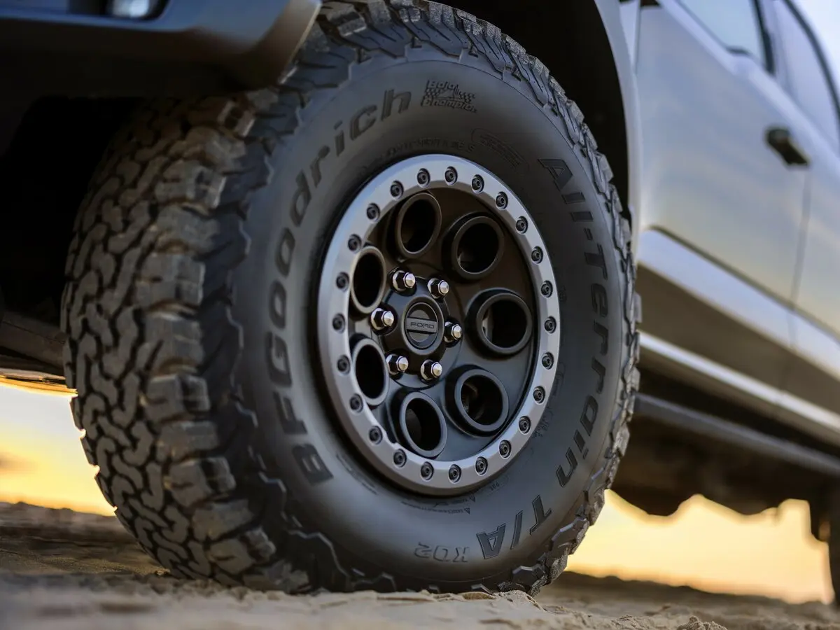 Ford F-150 XIV Рестайлинг Пикап Двойная кабина Raptor SuperCrew — фото 7