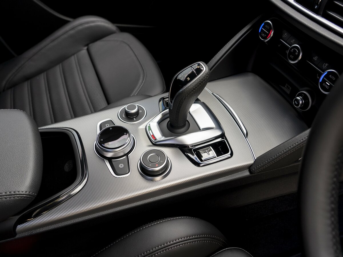 Alfa Romeo Stelvio I Рестайлинг 2 Внедорожник 5 дв.