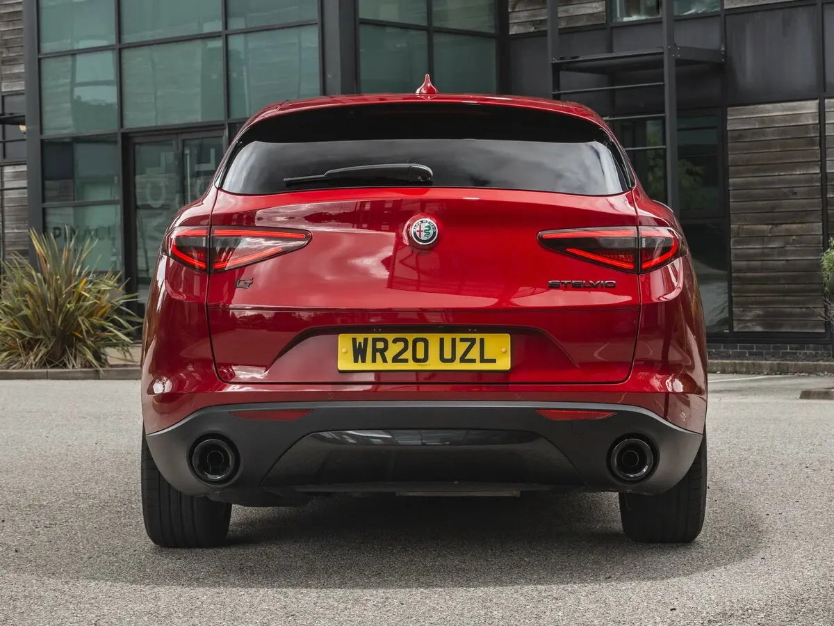 Alfa Romeo Stelvio I Рестайлинг Внедорожник 5 дв. — сүрөт 4