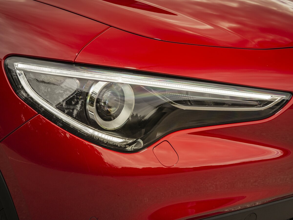 Alfa Romeo Stelvio I Рестайлинг Внедорожник 5 дв.