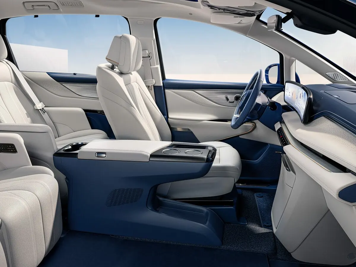 Buick GL8 IV Century Минивэн PHEV — сүрөт 7