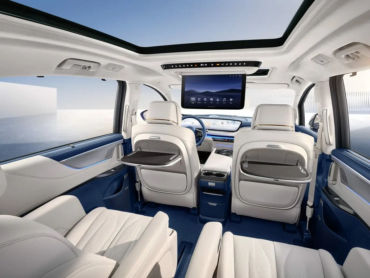 Buick GL8 IV Century Минивэн PHEV — сүрөт 17