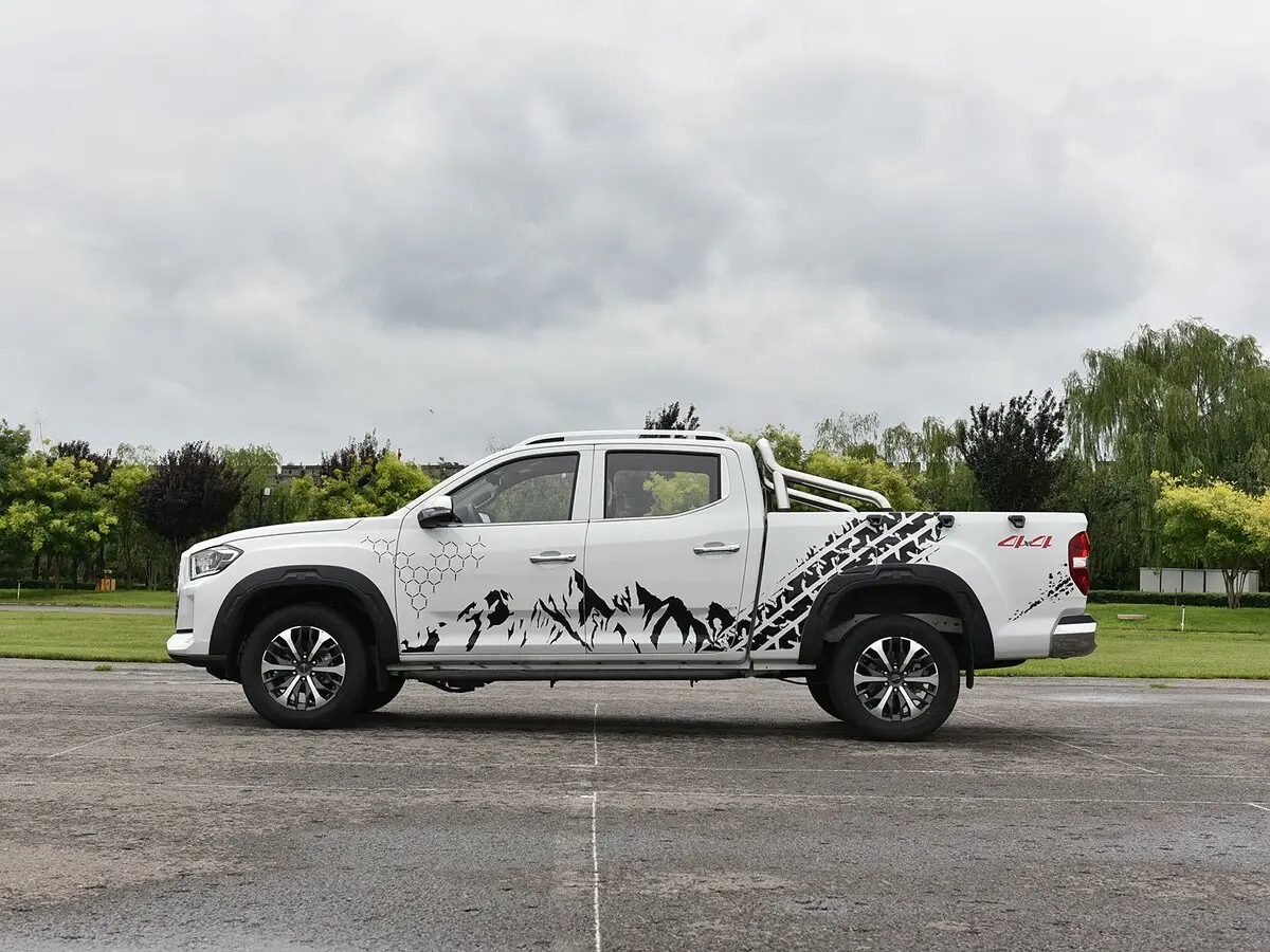 Maxus T70 II Пикап Двойная кабина — photo 2