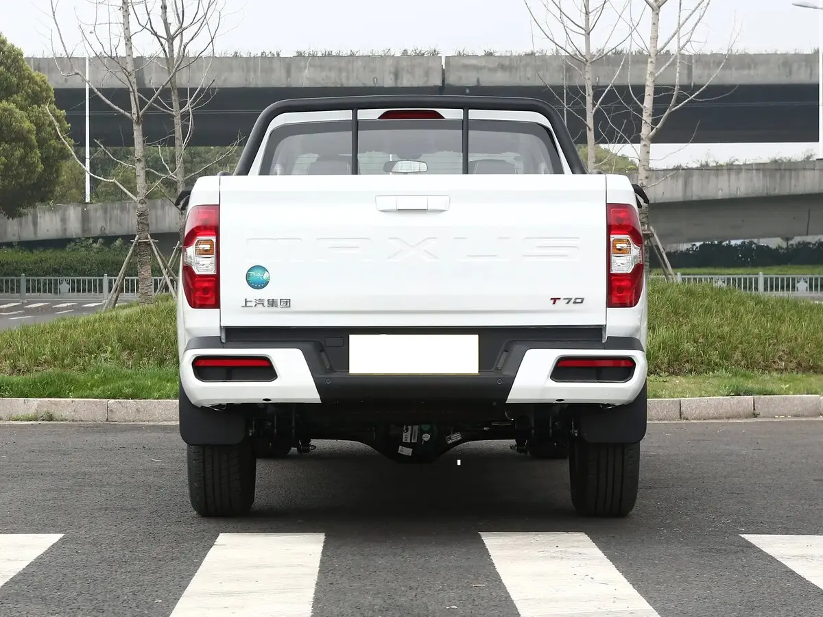 Maxus T70 II Пикап Двойная кабина — photo 4