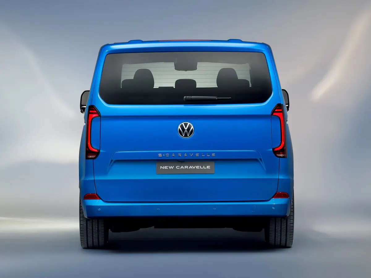 Volkswagen Caravelle T7 Минивэн — photo 4
