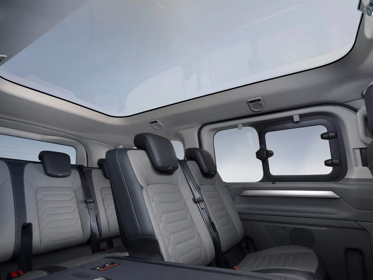 Volkswagen Caravelle T7 Минивэн — photo 14