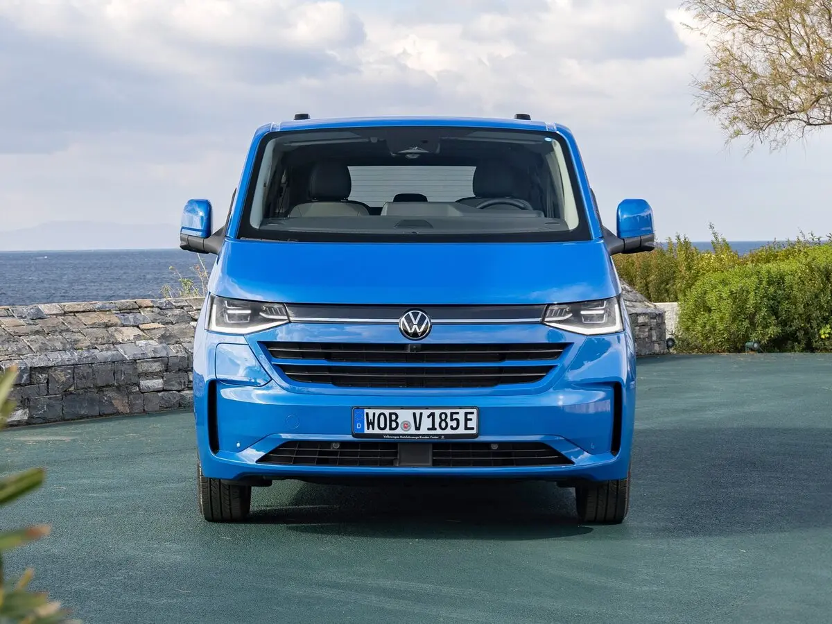 Volkswagen Caravelle T7 Минивэн Long — 照片 4
