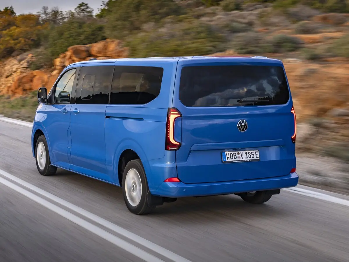 Volkswagen Caravelle T7 Минивэн Long — 照片 6