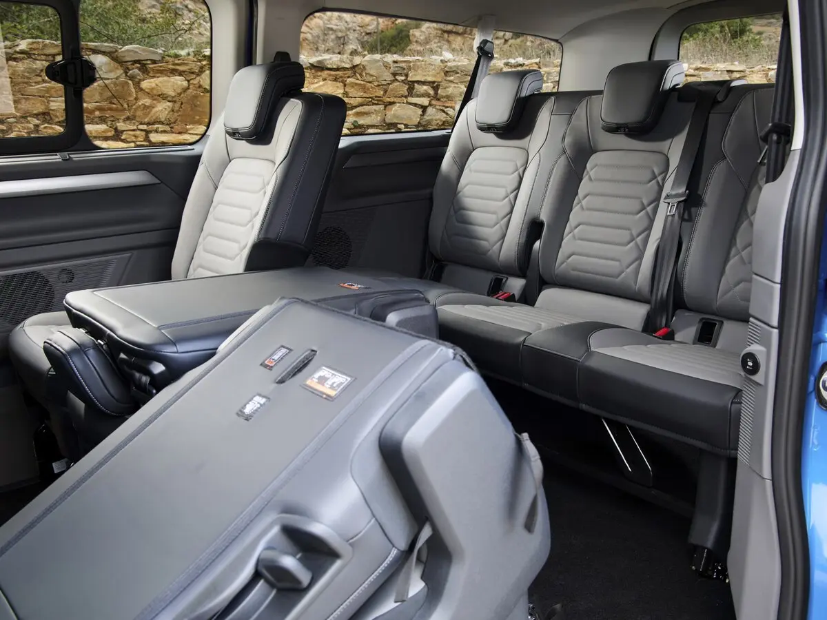 Volkswagen Caravelle T7 Минивэн Long — 照片 10
