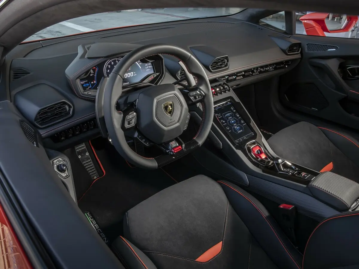 Lamborghini Huracán I Рестайлинг Купе — photo 7