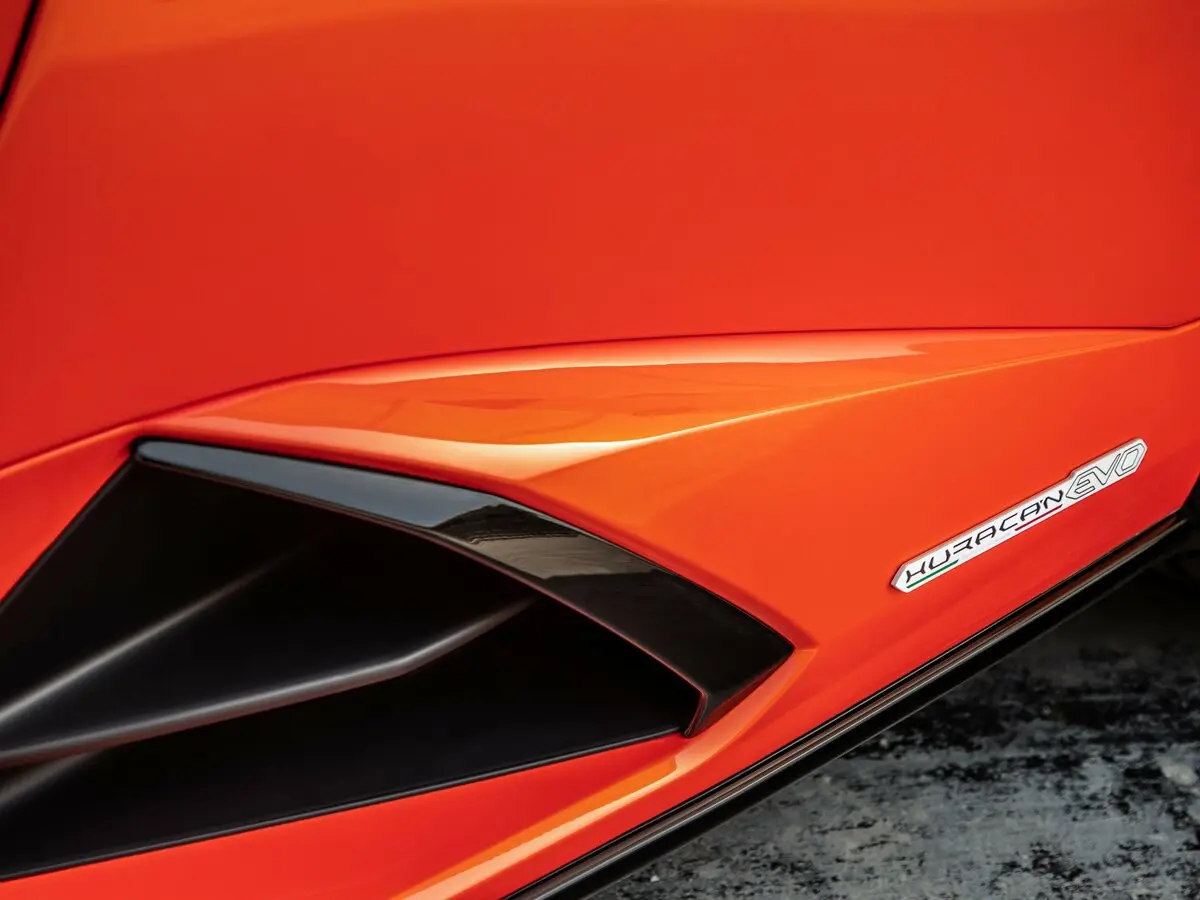 Lamborghini Huracán I Рестайлинг Купе — photo 11