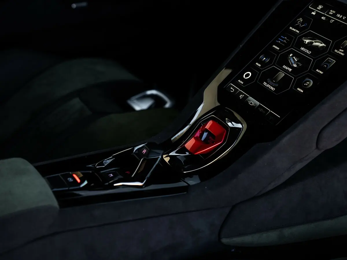 Lamborghini Huracán I Рестайлинг Купе Sterrato — сүрөт 8
