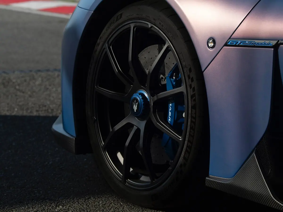 Maserati GT2 Stradale 2024 – н.в. Купе — сүрөт 11