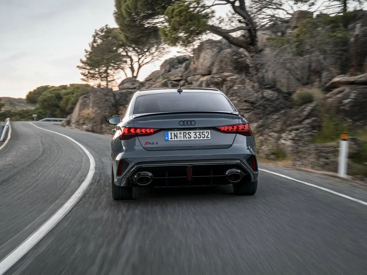 Audi RS 3 III (8Y) Рестайлинг Седан — сүрөт 4