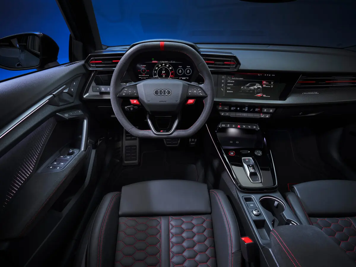 Audi RS 3 III (8Y) Рестайлинг Седан — сүрөт 9