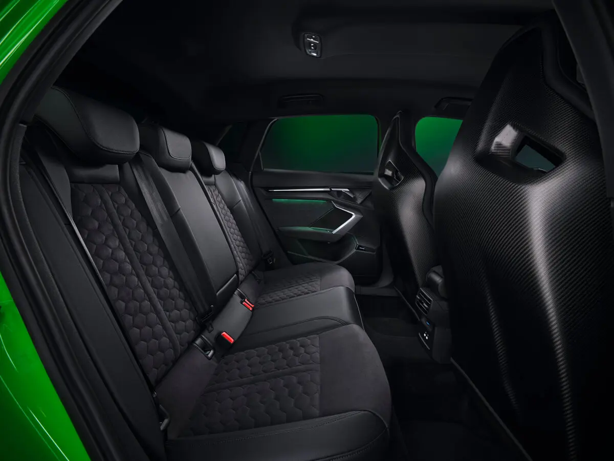 Audi RS 3 III (8Y) Рестайлинг Хэтчбек 5 дв. Sportback — 照片 9