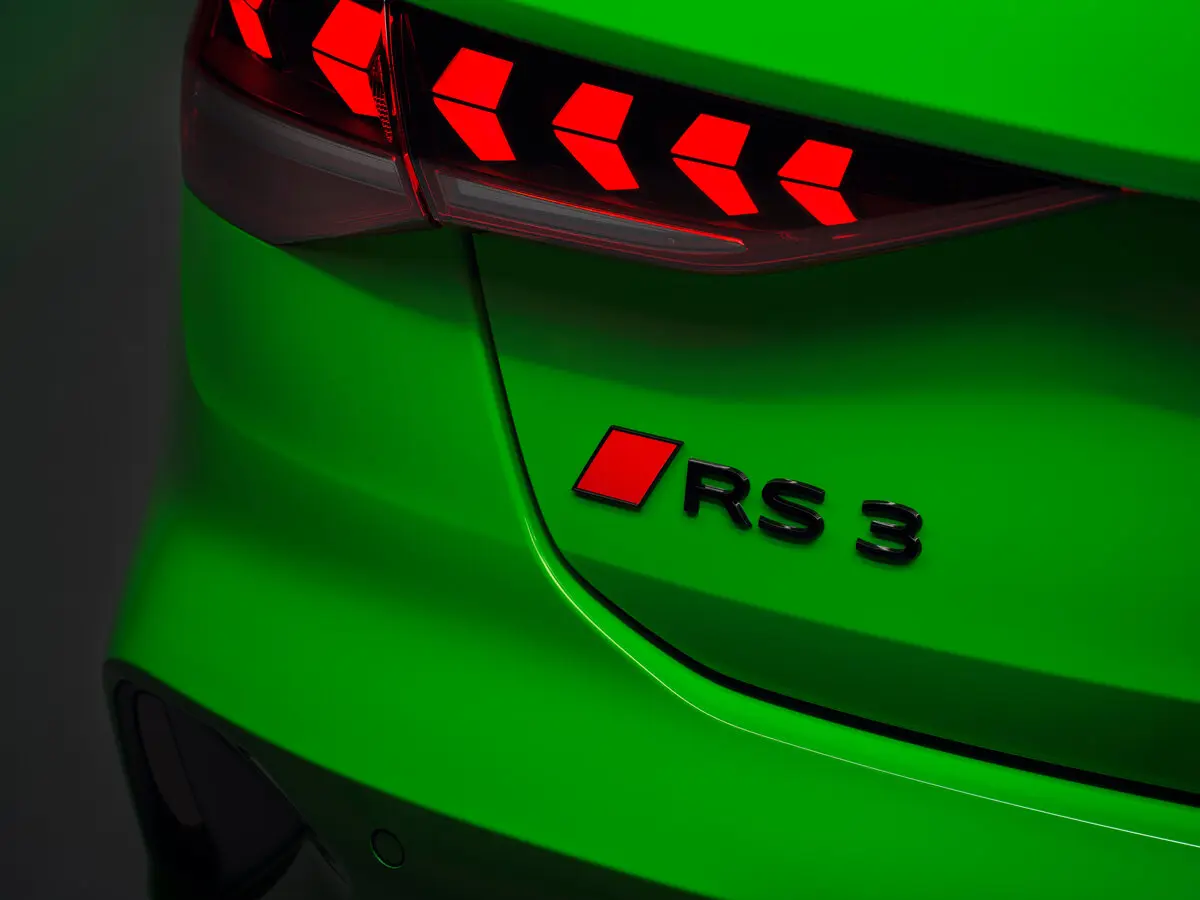 Audi RS 3 III (8Y) Рестайлинг Хэтчбек 5 дв. Sportback — 照片 15