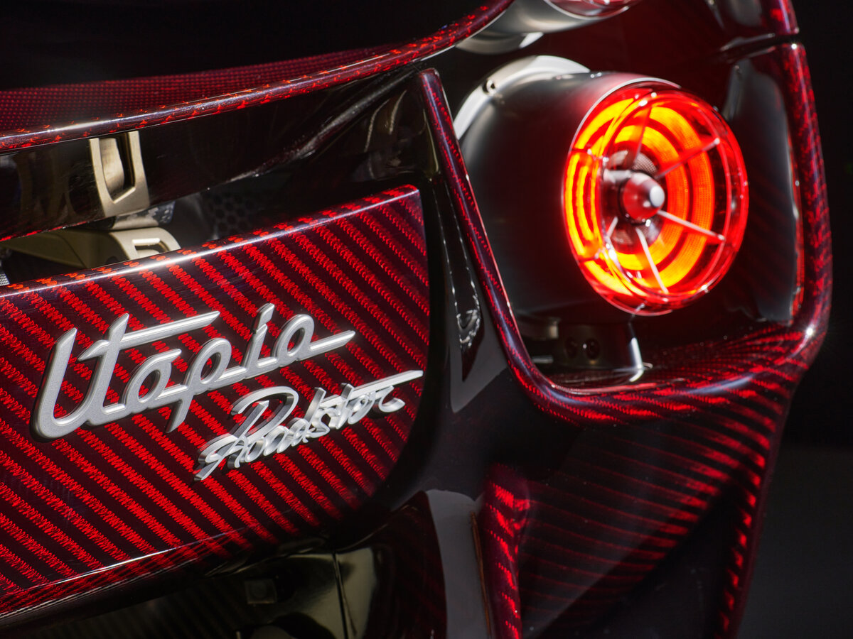 Pagani Utopia 2022 – н.в. Родстер Roadster — фото 12