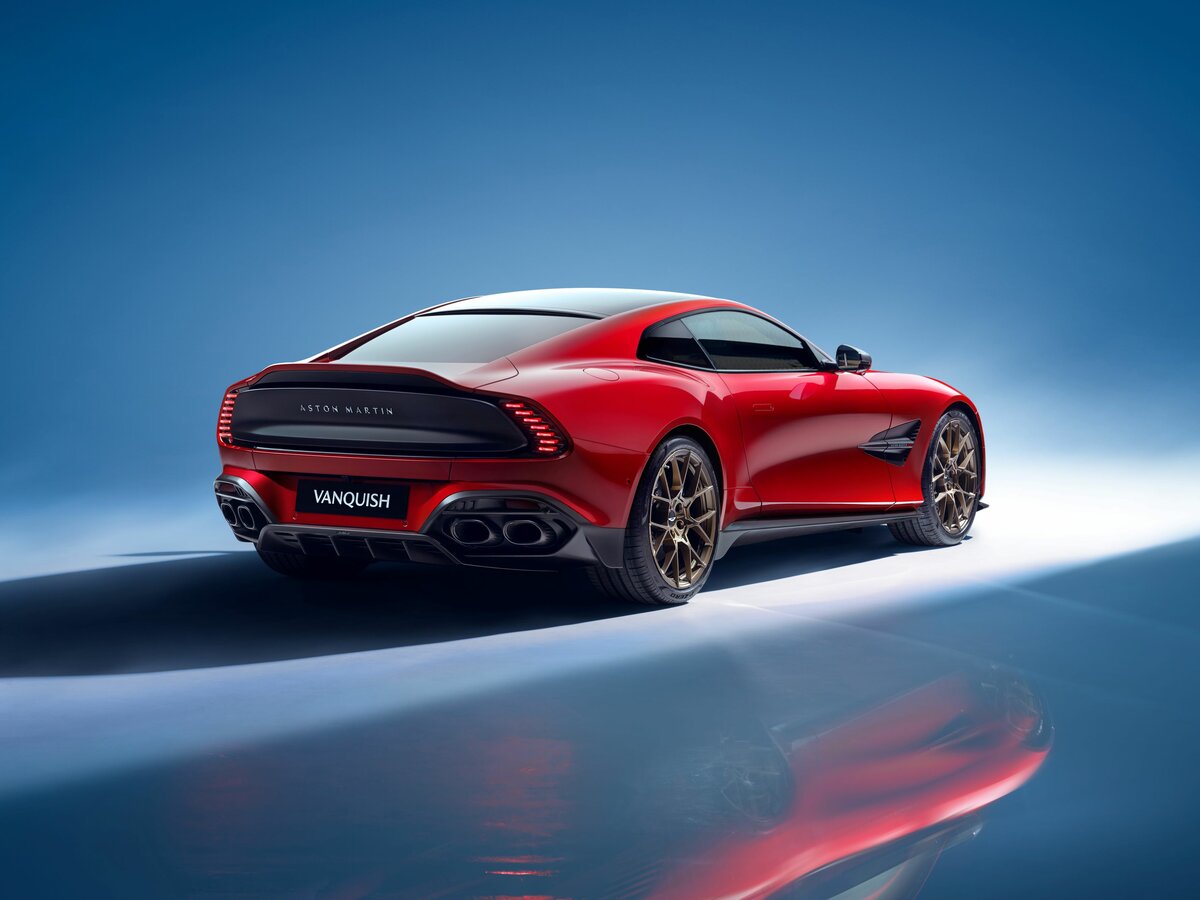 Aston Martin Vanquish III Купе — фото 6