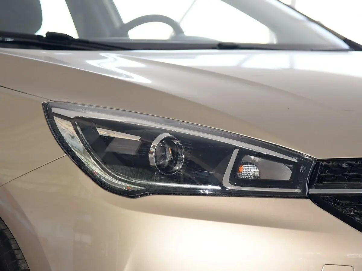 Chery Arrizo 5 PRO Седан — 照片 10