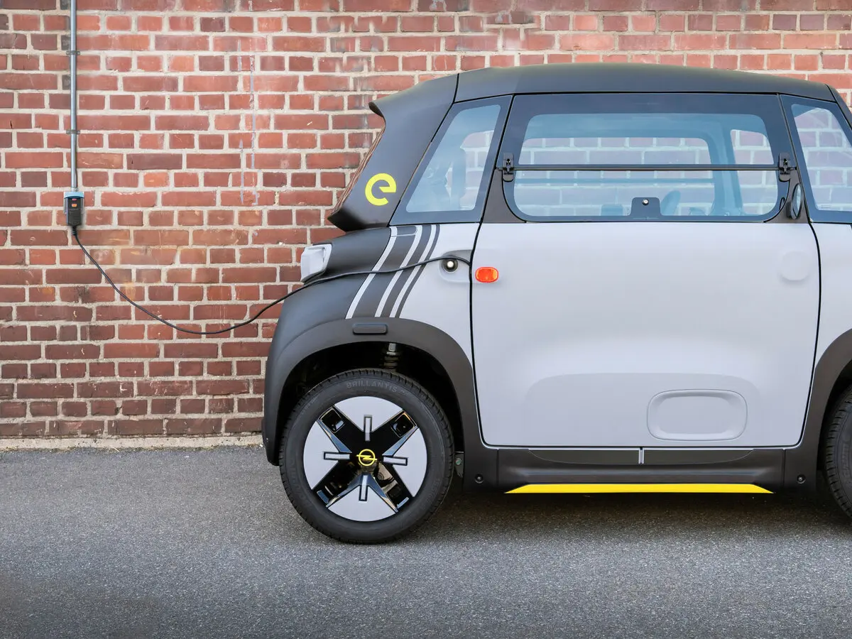 Opel Rocks Electric 2021 – н.в. Купе — сүрөт 10