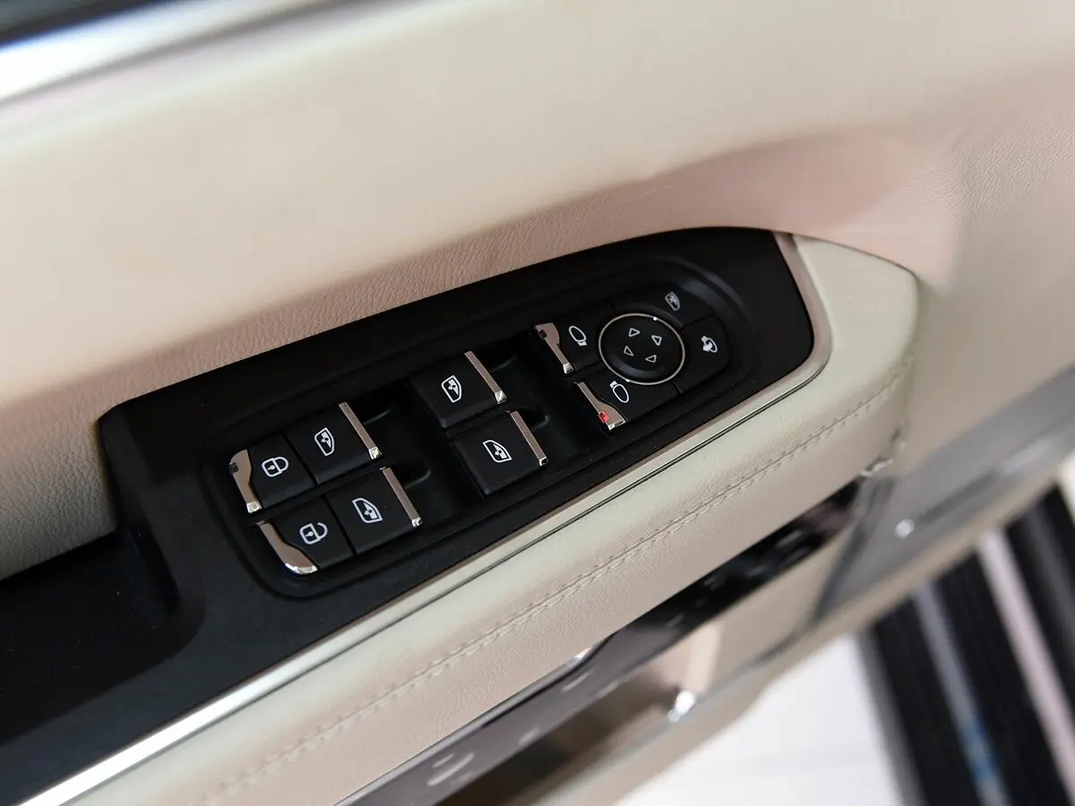 Zotye T700 2017 – 2021 Внедорожник 5 дв. — 照片 9