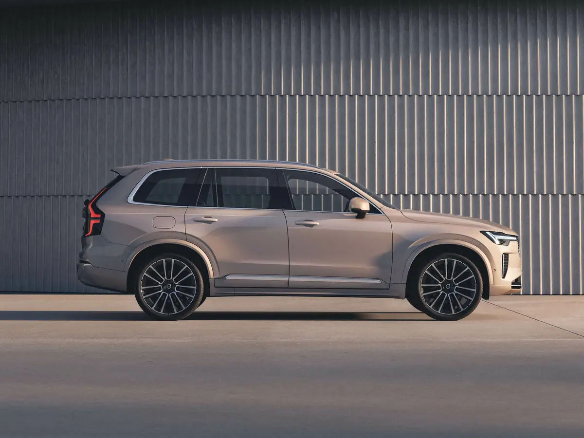 Volvo XC90 II Рестайлинг 2 Внедорожник 5 дв. — сүрөт 2