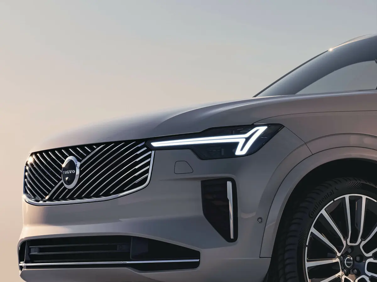 Volvo XC90 II Рестайлинг 2 Внедорожник 5 дв. — сүрөт 14