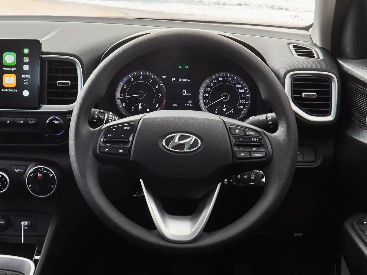 Hyundai Venue I (Indian Market) Внедорожник 5 дв. — photo 9