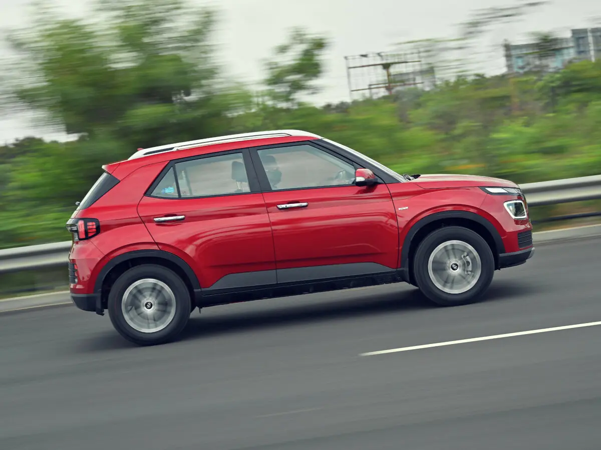 Hyundai Venue I (Indian Market) Рестайлинг Внедорожник 5 дв. — сүрөт 2