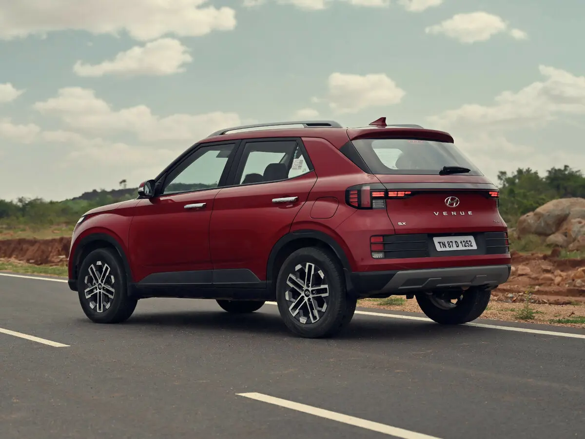 Hyundai Venue I (Indian Market) Рестайлинг Внедорожник 5 дв. — сүрөт 5
