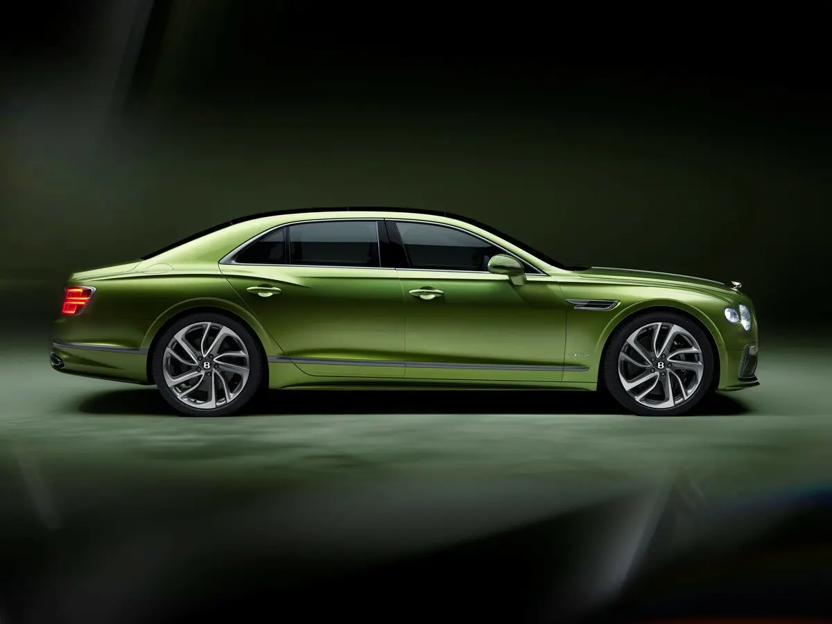 Bentley Flying Spur IV Седан — photo 2