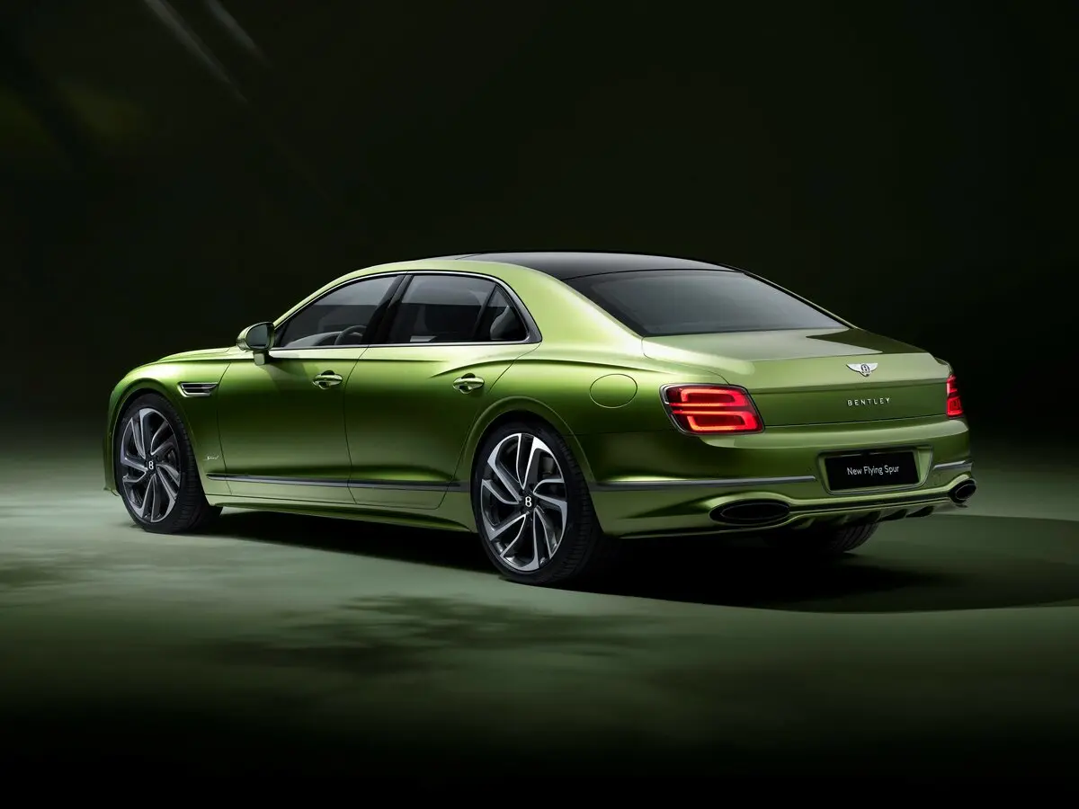 Bentley Flying Spur IV Седан — photo 3