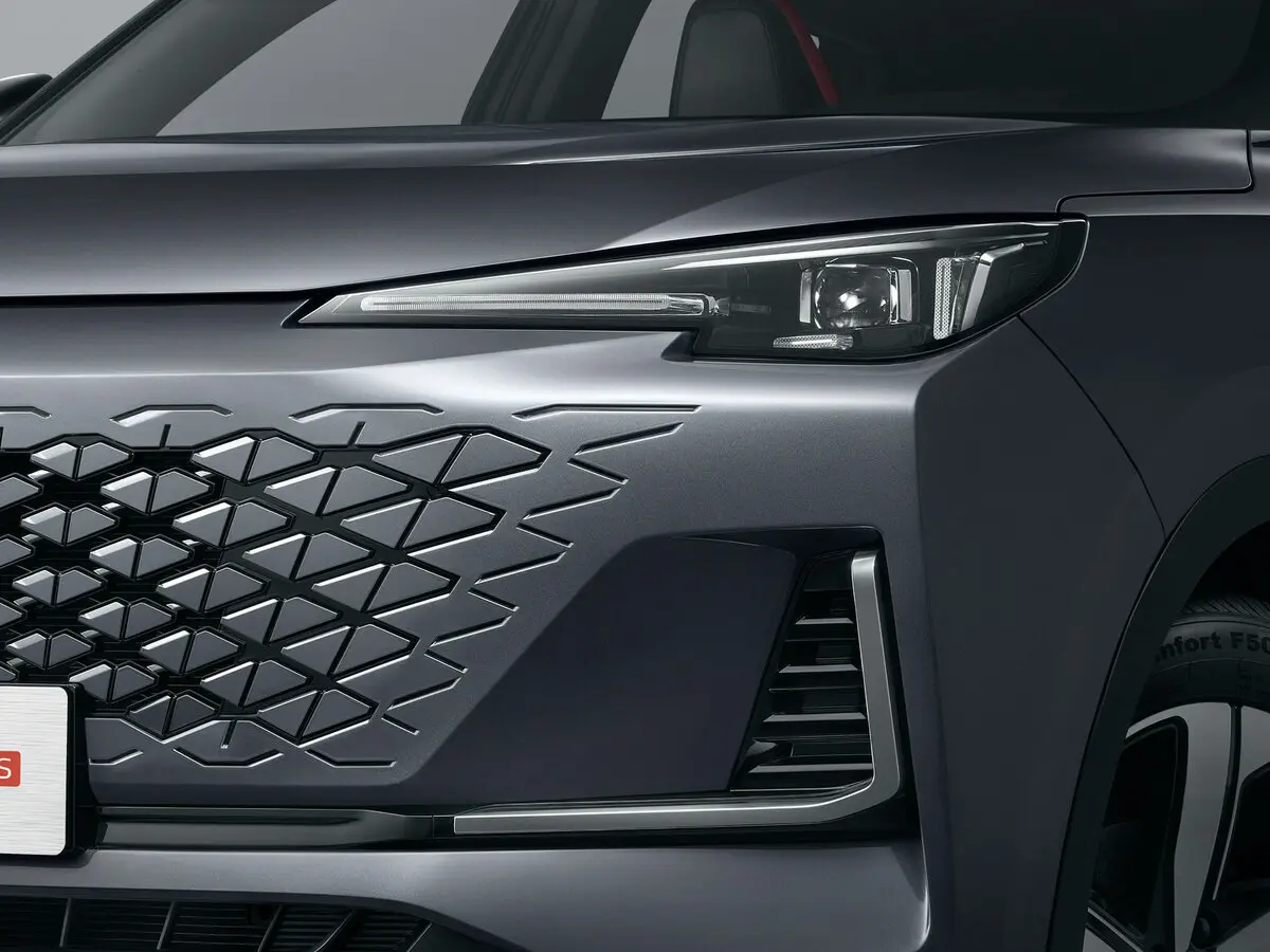 Changan CS55 Plus II Рестайлинг Внедорожник 5 дв. — photo 10