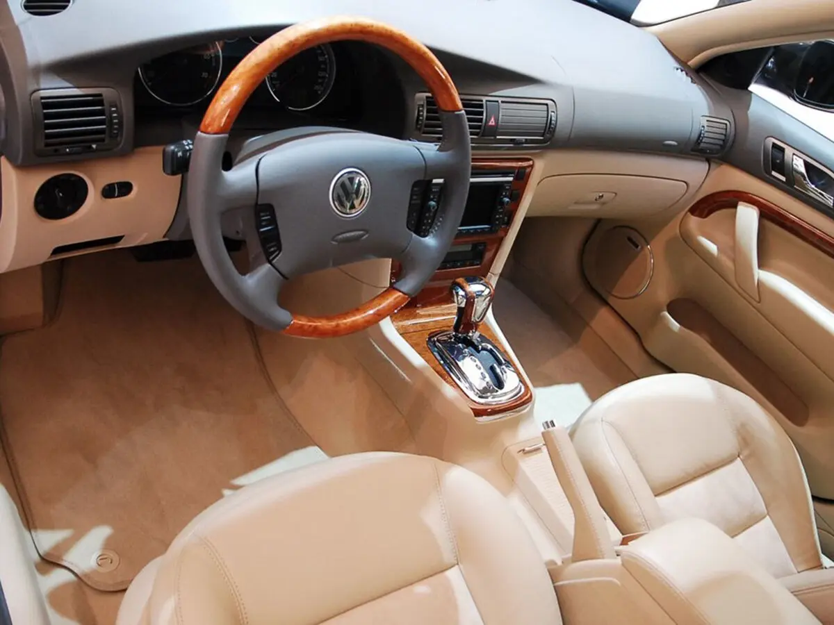 Volkswagen Passat (North America and China) Lingyu Седан — сүрөт 3