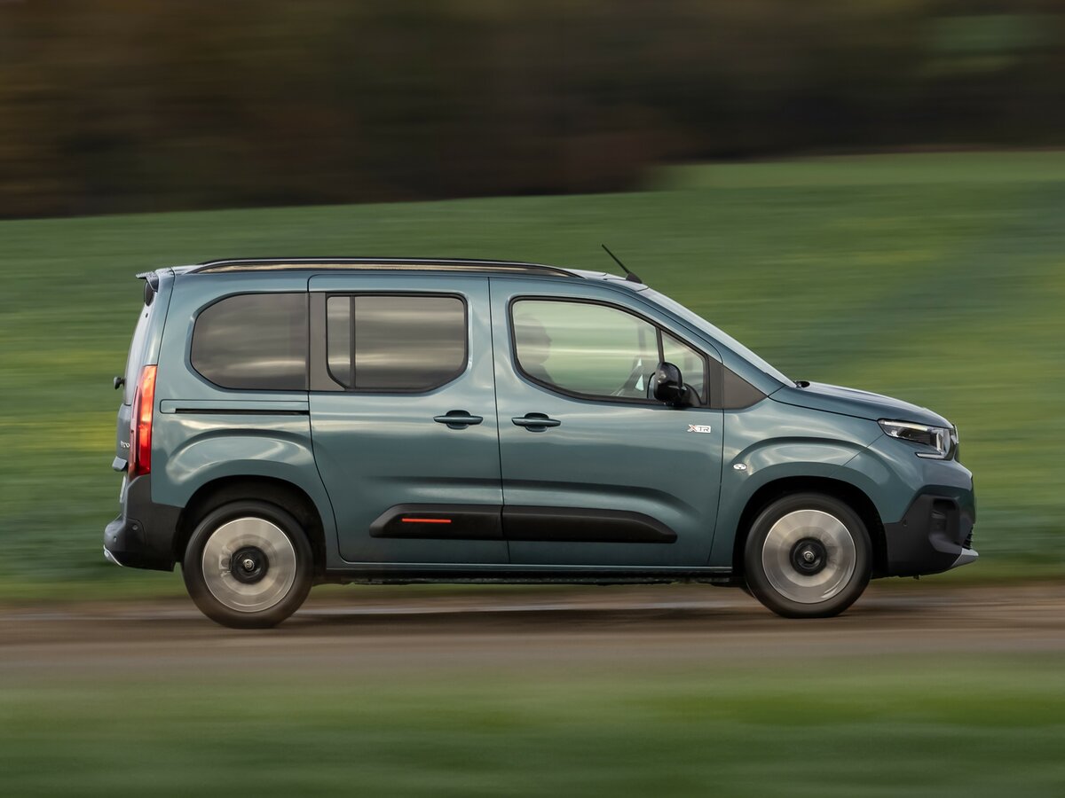 Citroen Berlingo III Рестайлинг Компактвэн — фото 2