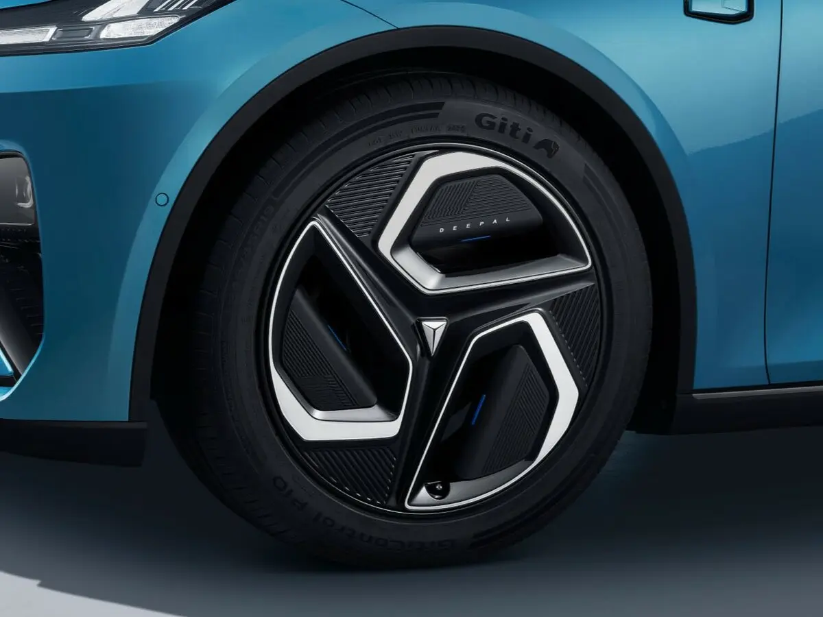 Changan Deepal L07 2024 – н.в. Лифтбек — сүрөт 9