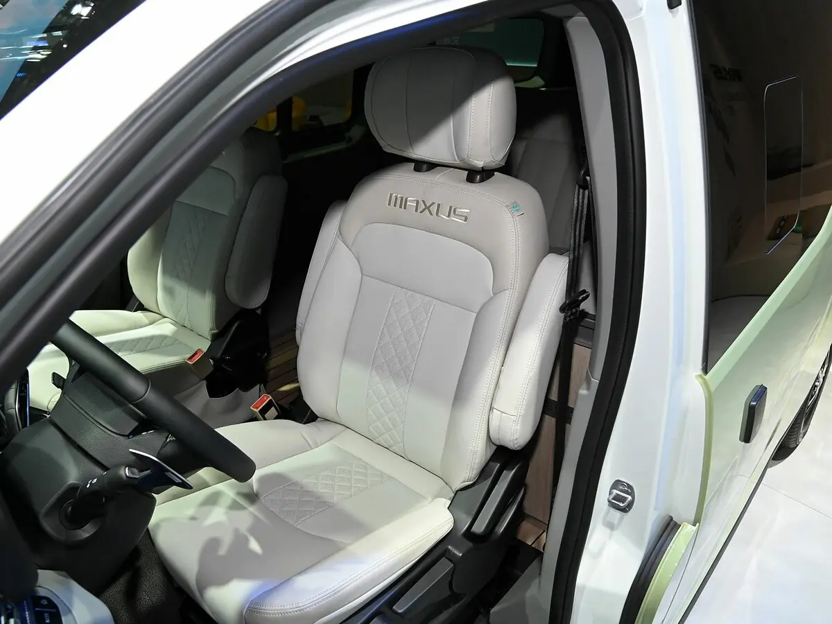 Maxus V70 2023 – н.в. Минивэн — сүрөт 3