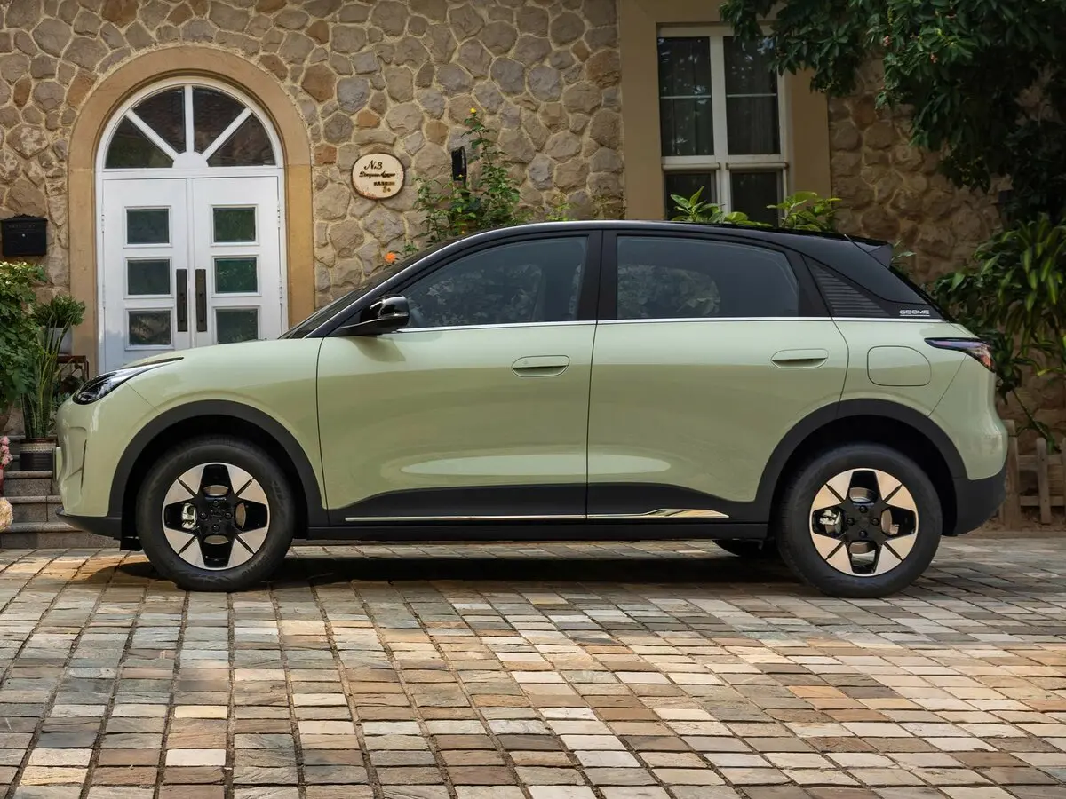 Geely Geome Xingyuan 2024 – н.в. Хэтчбек 5 дв. — photo 2