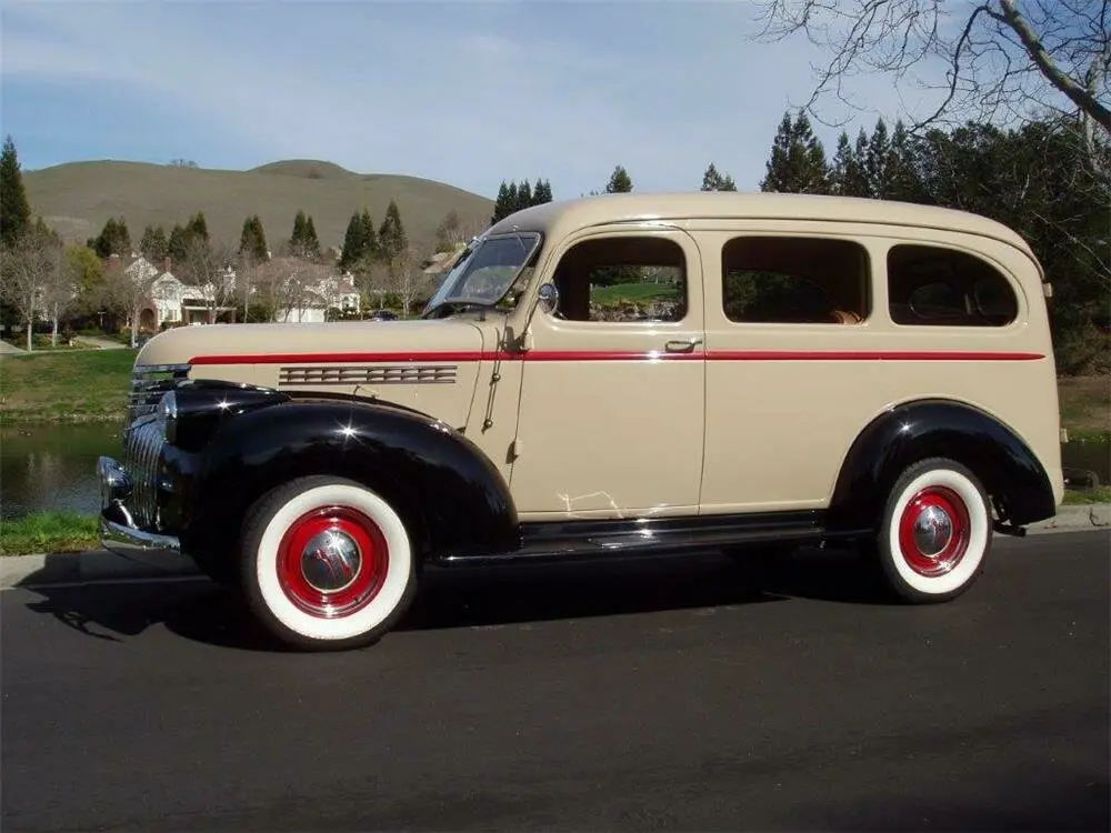 Chevrolet Suburban II Внедорожник 3 дв. — photo 2