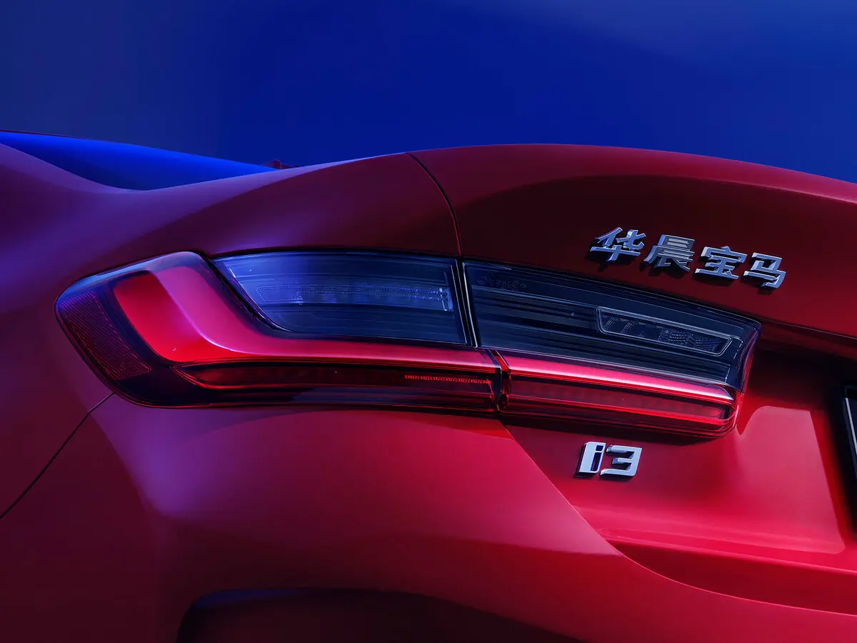 BMW i3 I (G28) Рестайлинг Седан — 照片 9