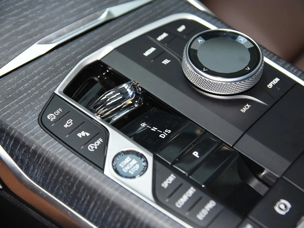 BMW 3 серии VII (G2x) Рестайлинг 2 Седан Long — сүрөт 9