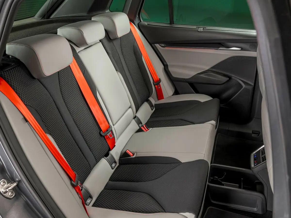 Skoda Elroq 2024 – н.в. Внедорожник 5 дв. — сүрөт 10