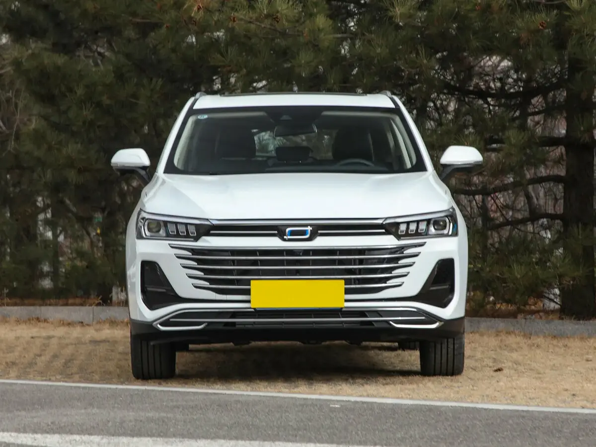 FAW Bestune T77 I Рестайлинг Внедорожник 5 дв. — сүрөт 2