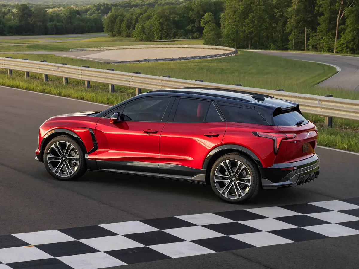 Chevrolet Blazer EV 2023 – н.в. Внедорожник 5 дв. — сүрөт 5