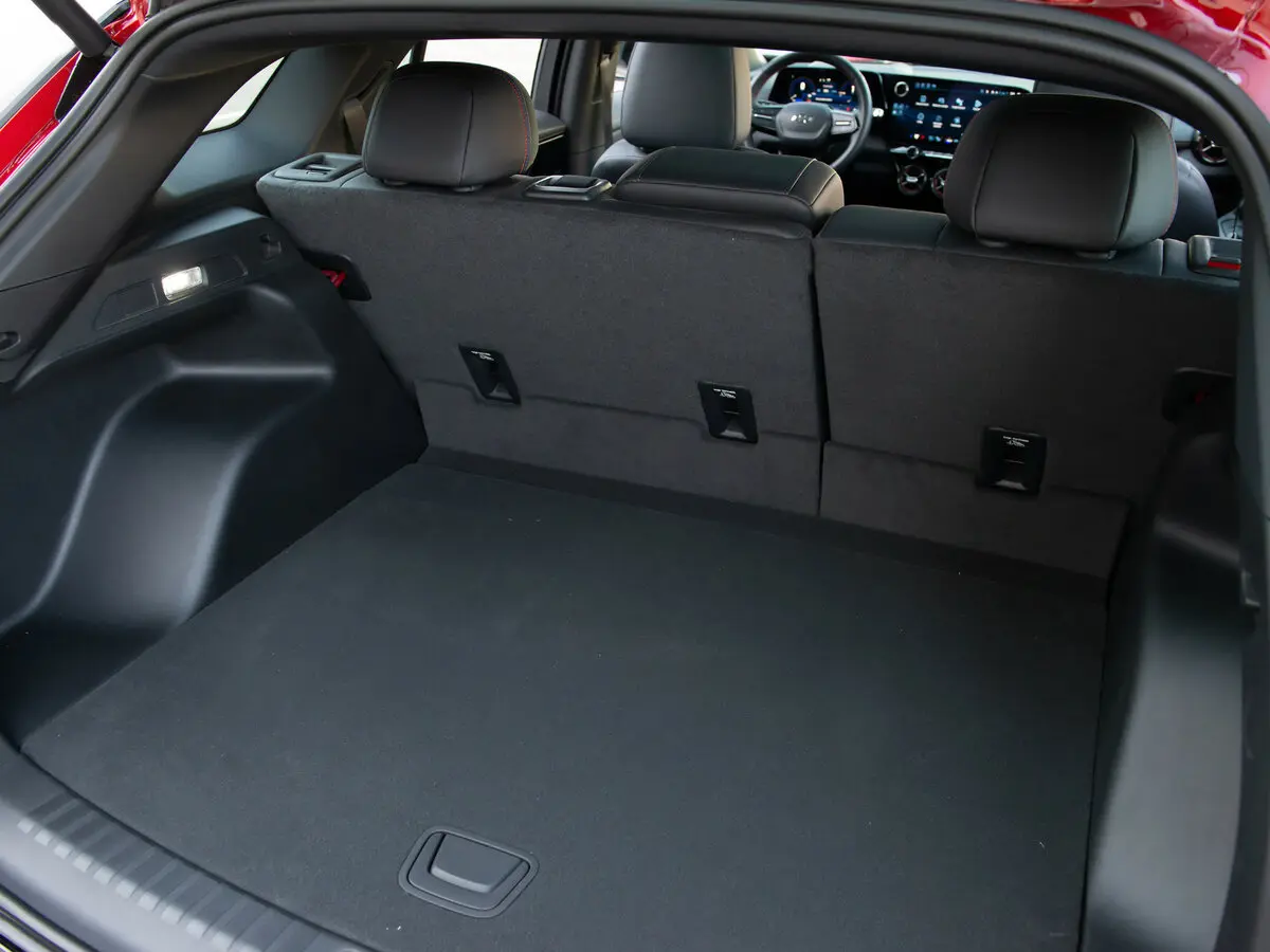 Chevrolet Blazer EV 2023 – н.в. Внедорожник 5 дв. — сүрөт 12