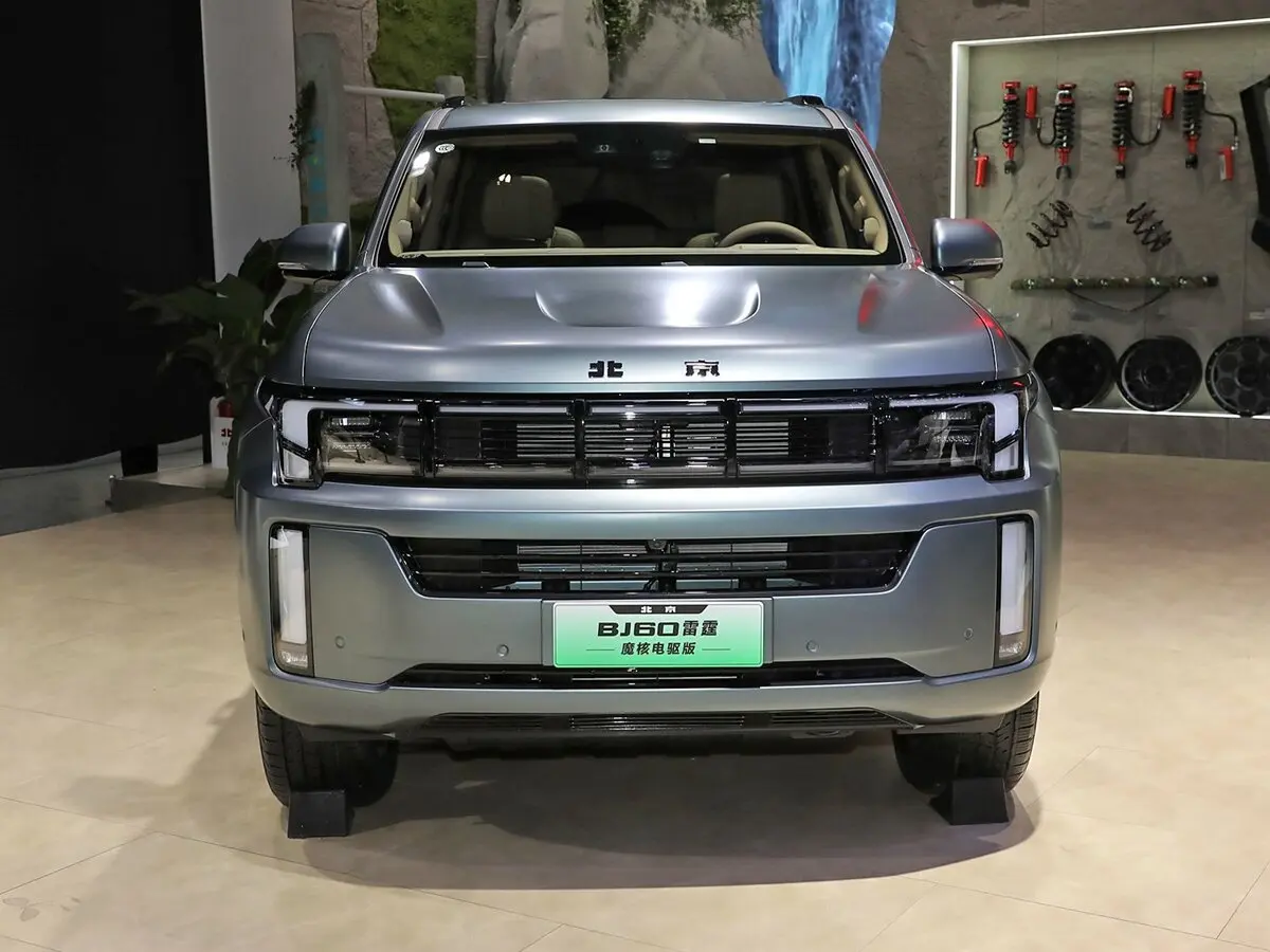 BAIC BJ60 2022 – н.в. Внедорожник 5 дв. Thunder — photo 2